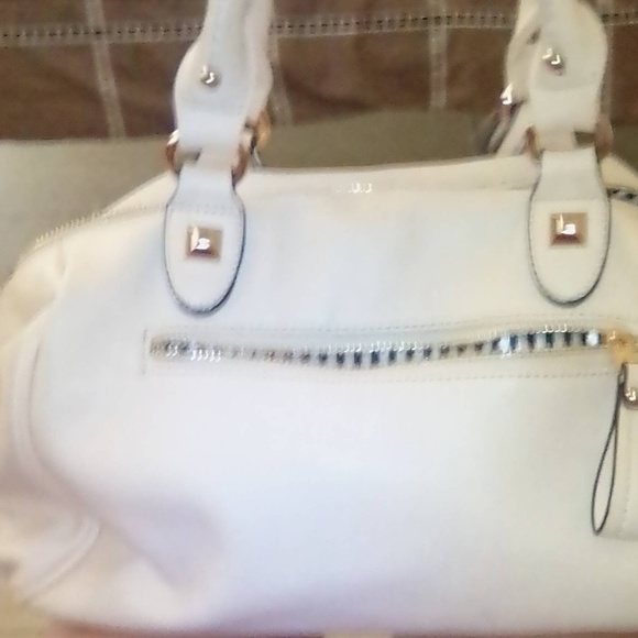 Handbag - Picture 2 of 4